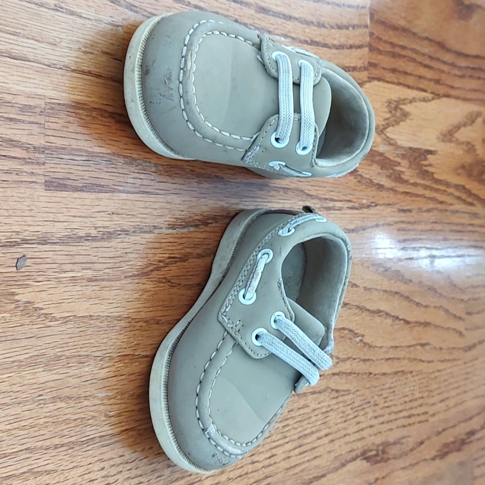 Toddler shoes
